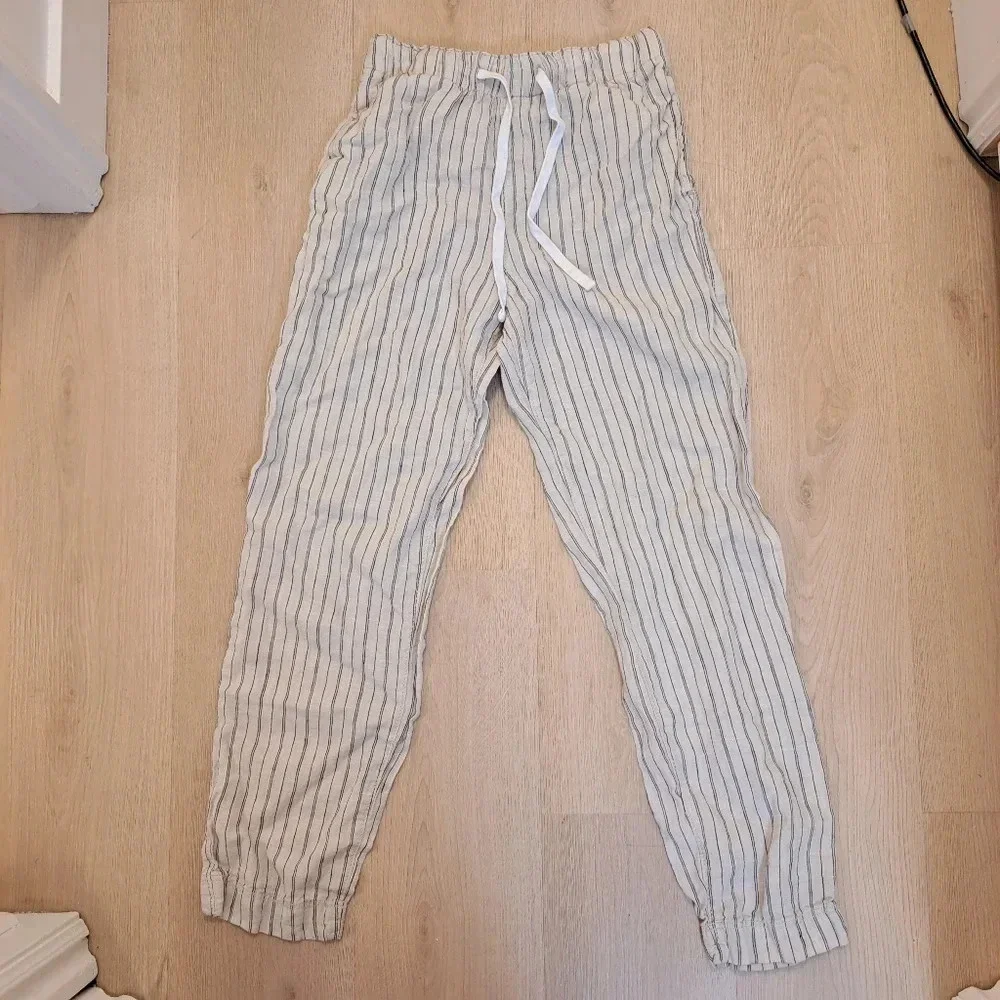 H&M Cream Black Stripes 100% Linen Coastal Lightweight Beachy Jogger Pants Sz XS